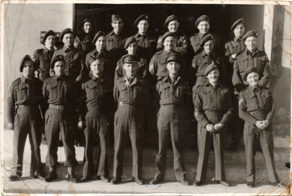 19450121a